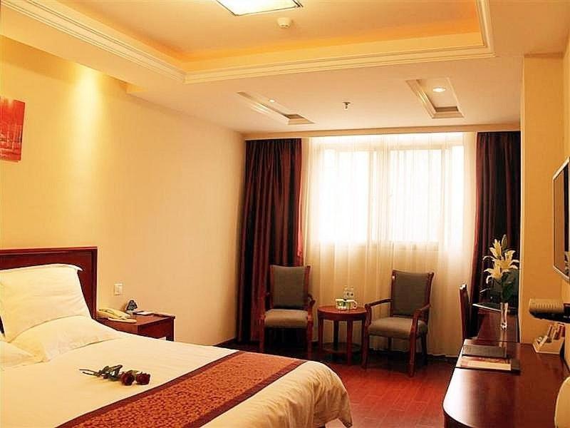 Greentree Inn Jiangsu Yancheng Dongtai Honglan Road Pedestrian Street Express Hotel מראה חיצוני תמונה