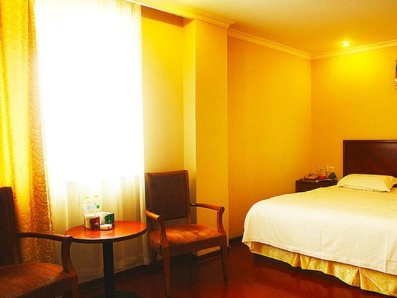 Greentree Inn Jiangsu Yancheng Dongtai Honglan Road Pedestrian Street Express Hotel מראה חיצוני תמונה