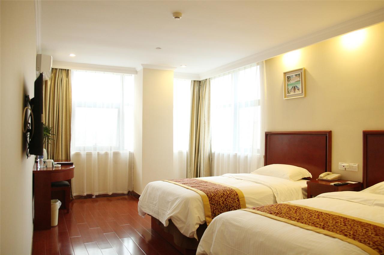 Greentree Inn Jiangsu Yancheng Dongtai Honglan Road Pedestrian Street Express Hotel מראה חיצוני תמונה