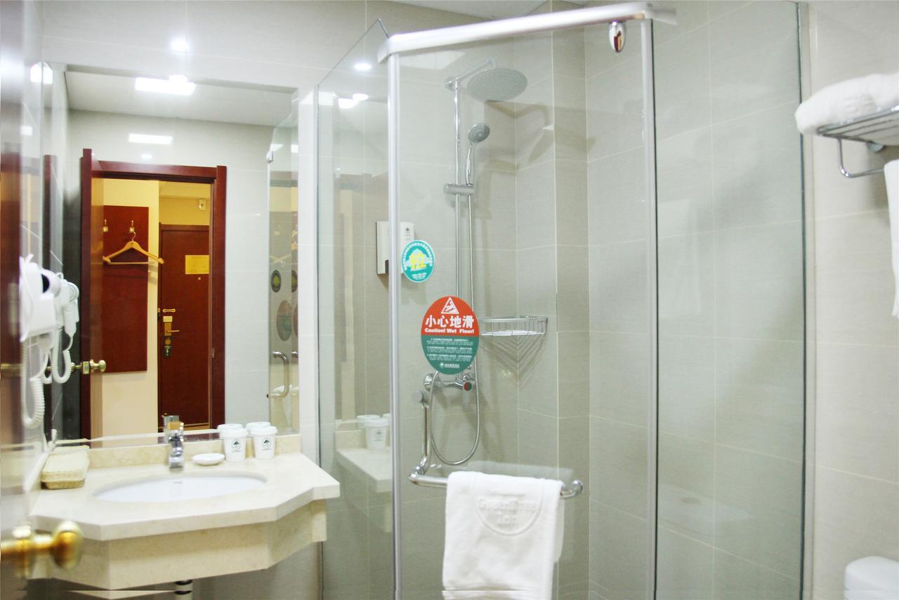 Greentree Inn Jiangsu Yancheng Dongtai Honglan Road Pedestrian Street Express Hotel מראה חיצוני תמונה